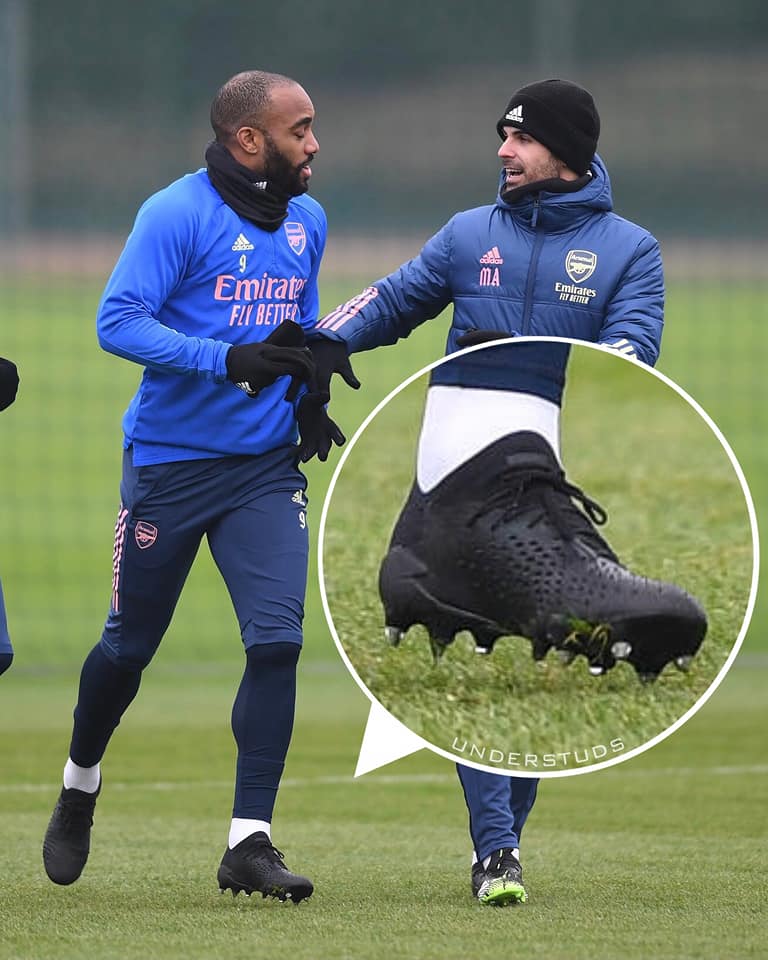 Lacazette nike hotsell